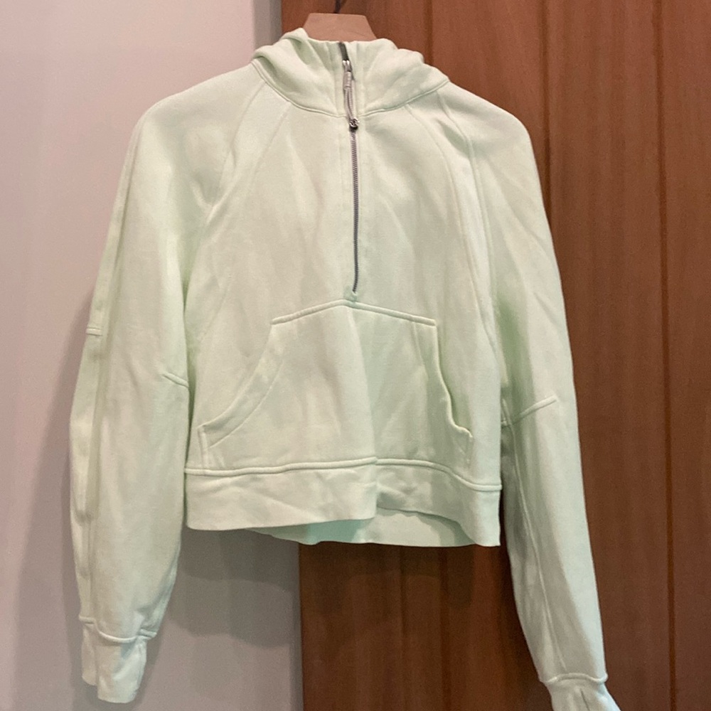 Lululemon Scuba